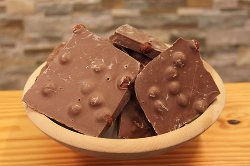 cioccolato - Cioccolato al latte Bio 32% e nocciole